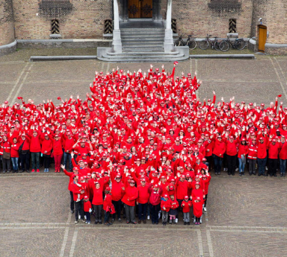 hoe-het-nederlandse-rode-kruis-donateurs-vindt-en-bindt-en-conversies-tot-20-verhoogt-overzicht.png